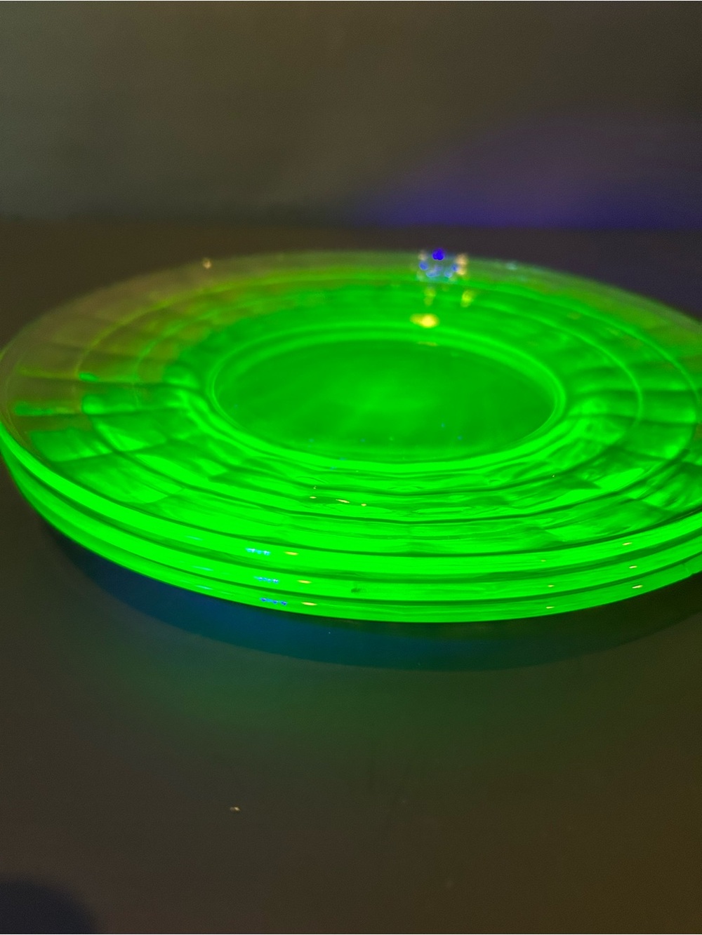 Anchor Hocking Uranium Depression Glass Dinner Plates - Set of 3